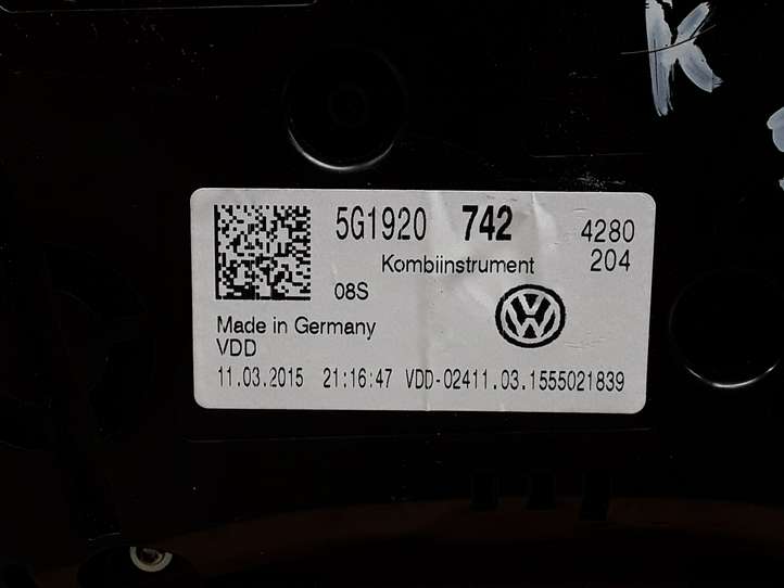 Volkswagen Golf VII (2013 - 2019)  5G1920742 Спидометр (приборный щиток)
