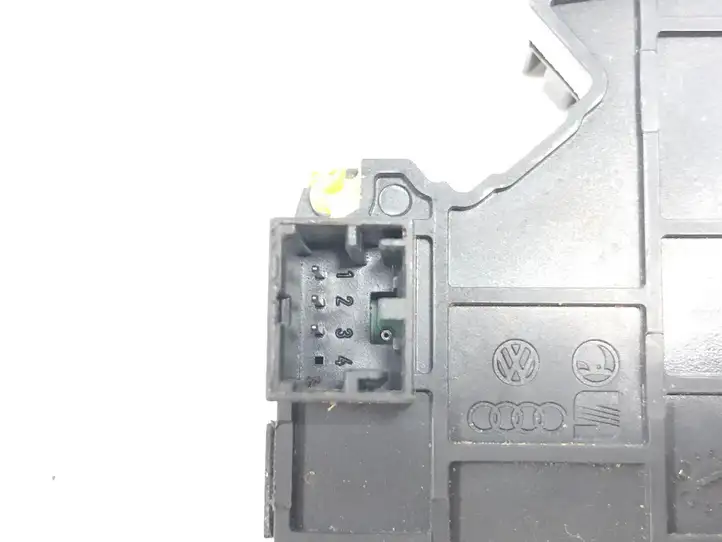 Audi A6 S6 C6 4F (2004 - 2008) 4F0953549A Датчик угла поворота руля — фото 3