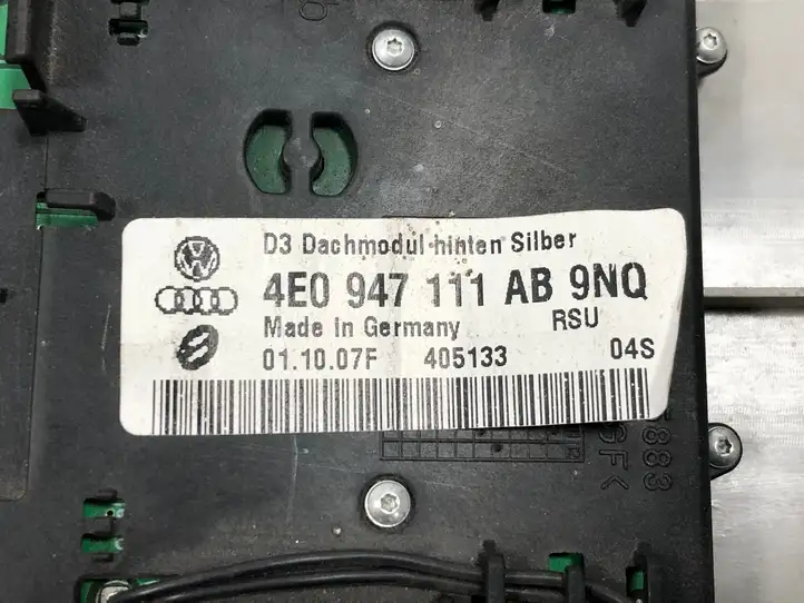 Audi A8 S8 D3 4E (2007 - 2010) 4E0947111AB Передняя подсветка — фото 4