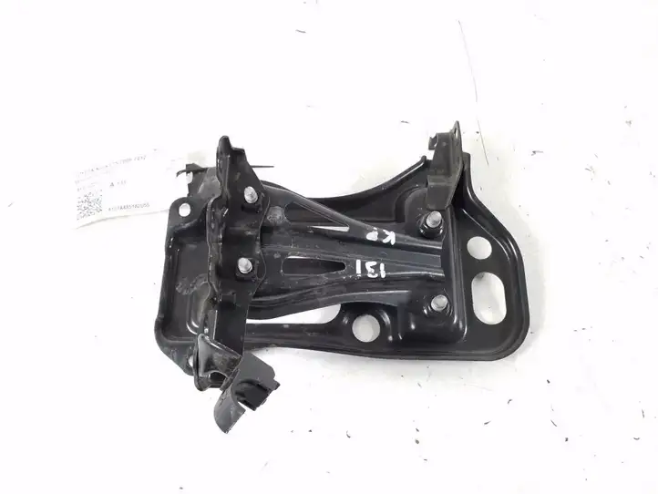 Toyota Auris 150 (2006 - 2012) 74410-02010 Держатель аккумулятора — фото 1