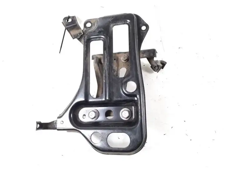 Toyota Auris 150 (2006 - 2012) 74410-02010 Держатель аккумулятора — фото 2