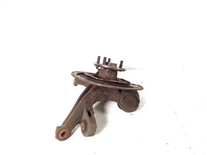 Toyota Avensis T250 (2003 - 2006)   Ступица