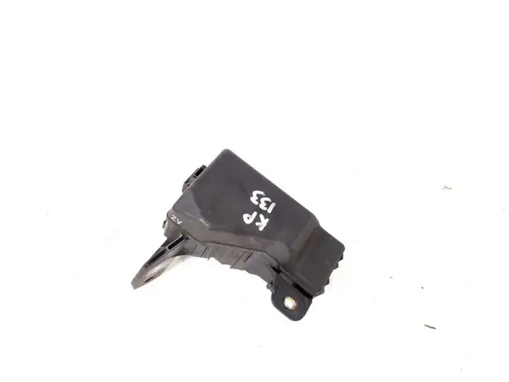 Toyota Avensis T250 (2003 - 2006) 82741-05040 Блок предохранителей — фото 1