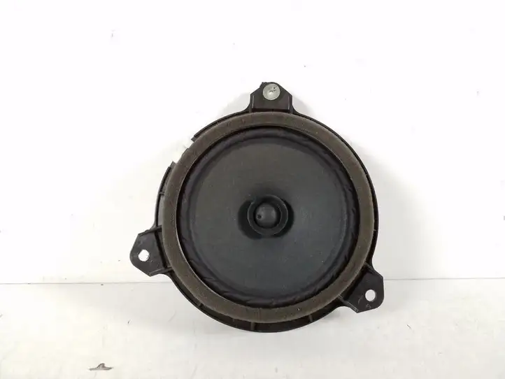 Toyota Avensis T250 (2006 - 2009)  86160-0D190 Громкоговоритель (громкоговорители) в задних дверях