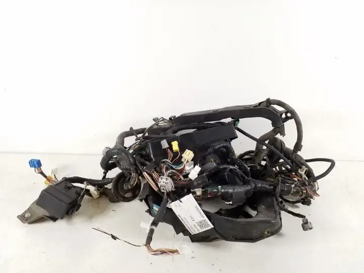 Toyota Auris 150 (2006 - 2012) 82741-02050 Блок предохранителей — фото 3