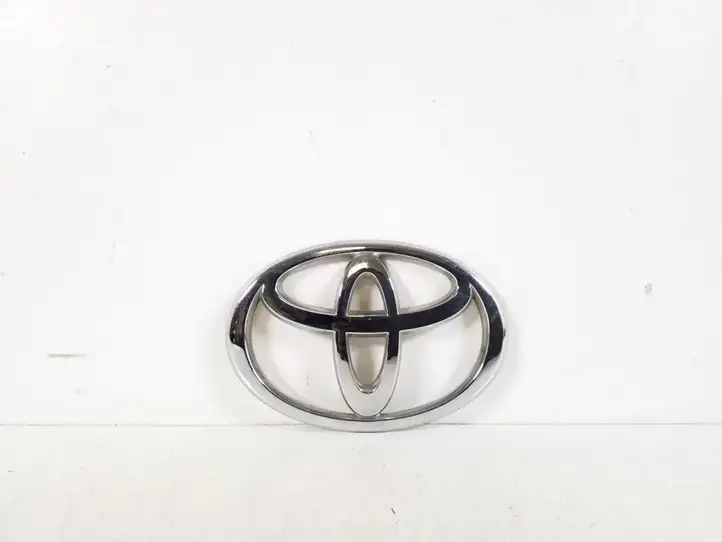 Toyota Avensis T250 (2003 - 2006) 75431-05050 Эмблема автомобиля — фото 1