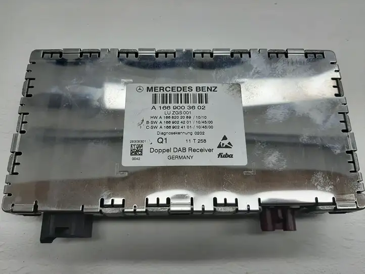 Mercedes-Benz E W212 (2009 - 2016) A1669003602 Блок Hi-Fi аудиосистемы — фото 1