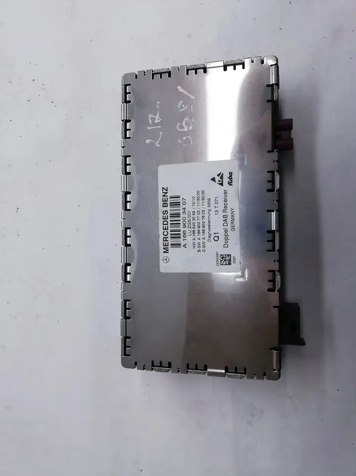 Mercedes-Benz E W212 (2009 - 2016) A1669003407 Блок Hi-Fi аудиосистемы — фото 1