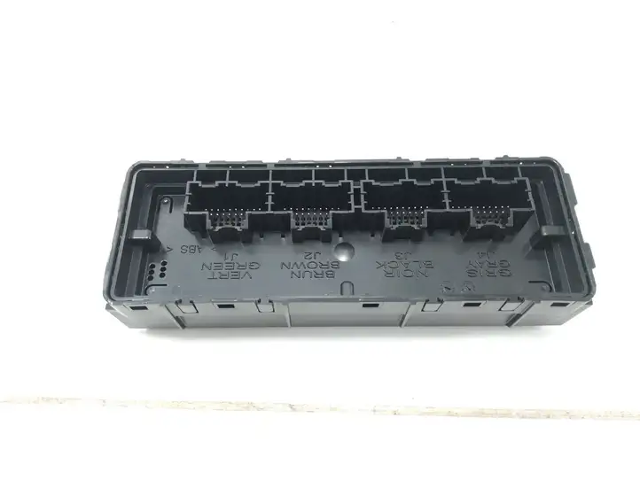 Opel Astra J (2009 - 2012) 13583465 Кронштейн ЭБУ двигателя — фото 1