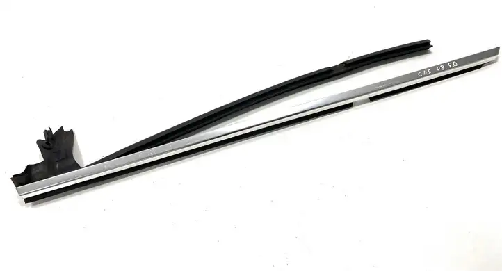 Mercedes-Benz CLS C219 (2003 - 2011) A2197350465 Накладка стекла задней двери — фото 1