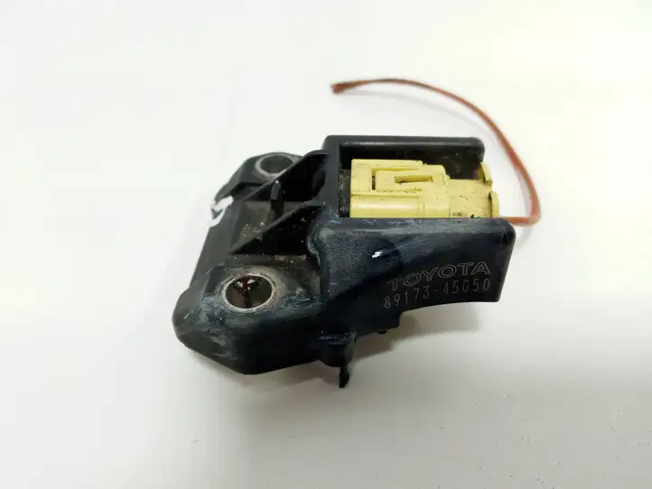 Toyota Land Cruiser (J120) (2002 - 2009) 8917345050 Датчик удара SRS — фото 1