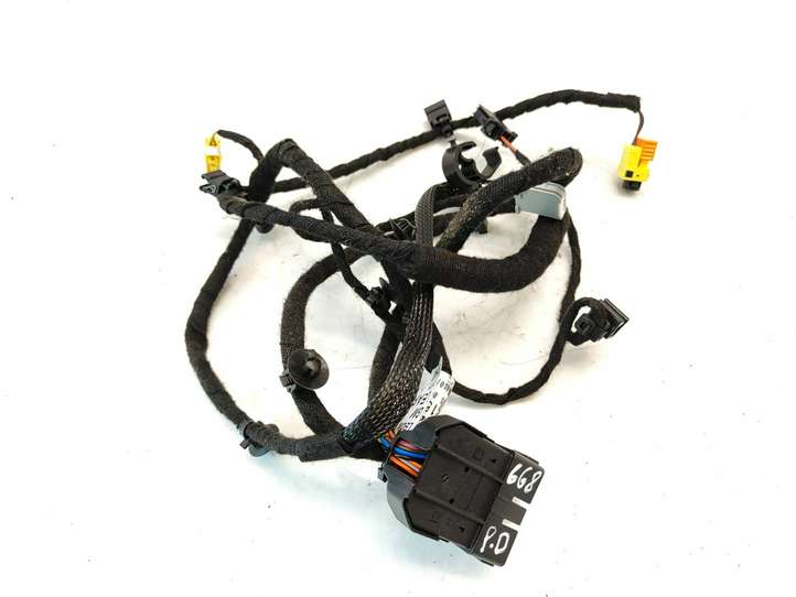 Opel Astra (2009 - 2012)  13292302 Другой проводник