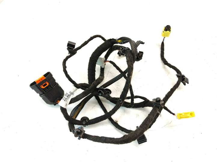 Opel Astra (2009 - 2012)  13292302 Другой проводник