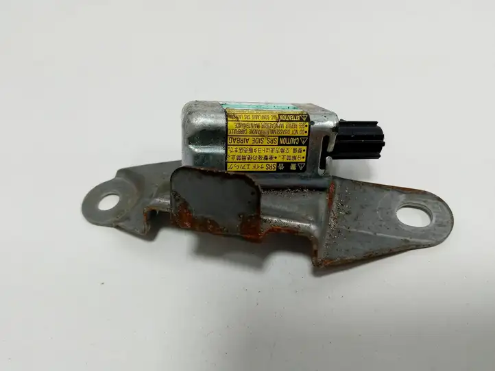 Toyota Land Cruiser (J120) (2002 - 2009) 8983060020 Датчик удара SRS — фото 4