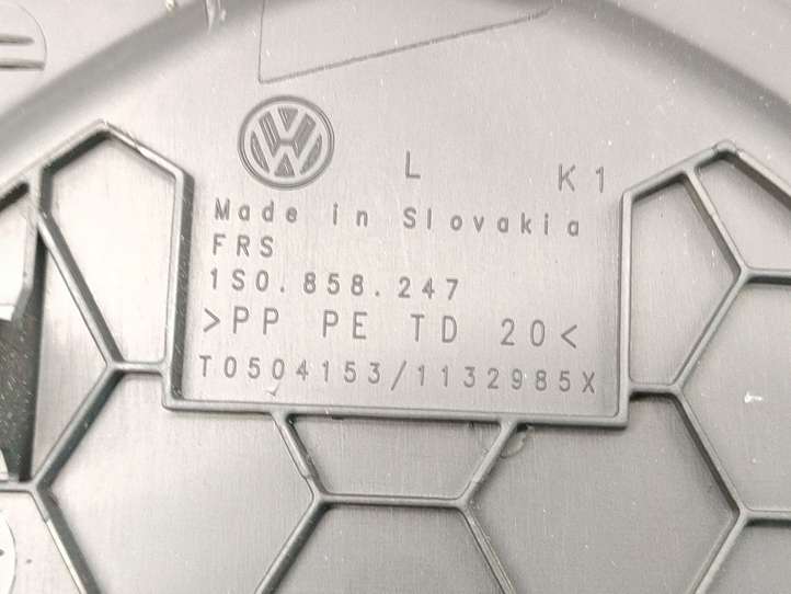 Volkswagen up! (2011 - )  1S0858247 Отделочный щит панели (боковой)