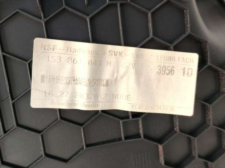 Volkswagen up! (2011 - )  1S3867043M Обшивка задней двери