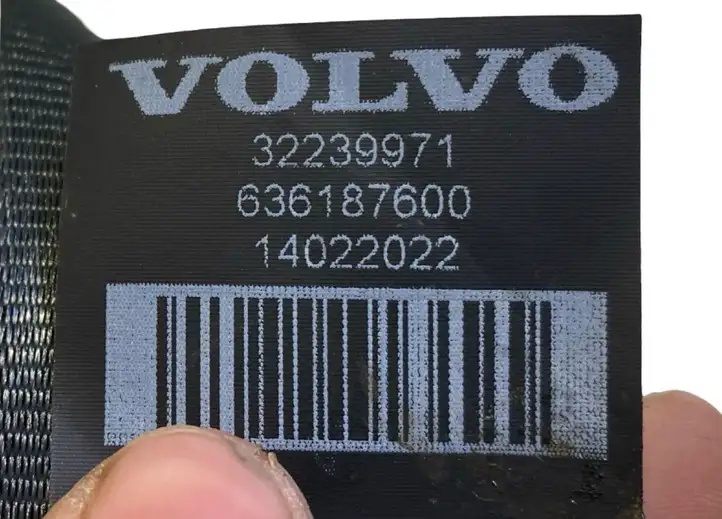 Volvo (2022 - ) 32239971 Центральный ремень безопасности — фото 9