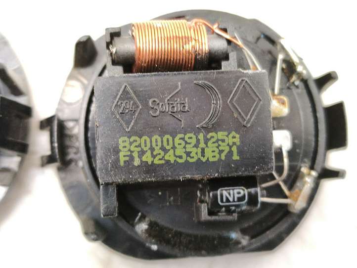 Renault Laguna (2001 - 2005)  8200069125A Громкоговоритель (громкоговорители) высокой частоты в передних дверях
