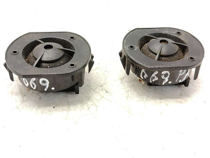 Renault Laguna (2001 - 2005)  8200069125A Громкоговоритель (громкоговорители) высокой частоты в передних дверях