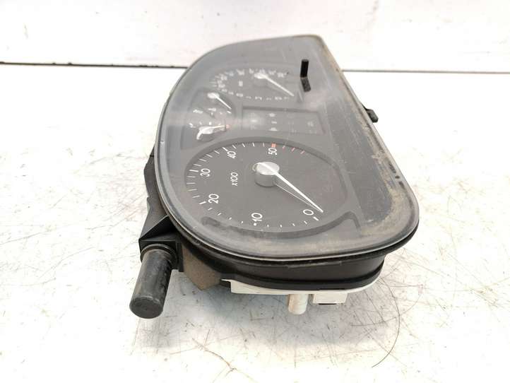 Renault Laguna (2001 - 2005)  8200328436 Спидометр (приборный щиток)