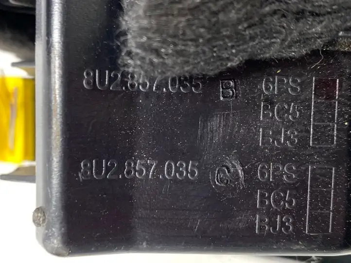 Audi Q3 8U (2011 - 2014) 8U2857035 Вещевой ящик — фото 2