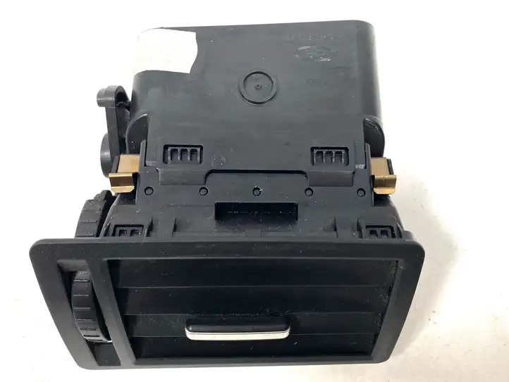 Ford Kuga I (2008 - 2012) 3M51R018B09 Боковой воздушный дефлектор — фото 4