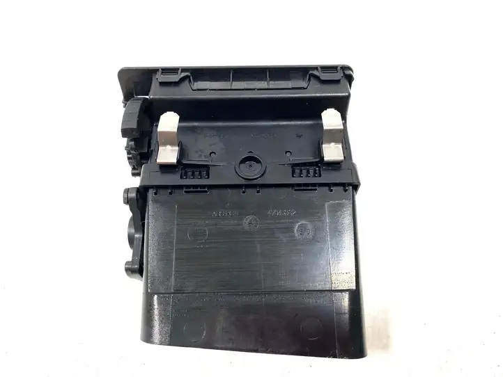 Ford Kuga I (2008 - 2012) 3M51R018B09 Боковой воздушный дефлектор — фото 5