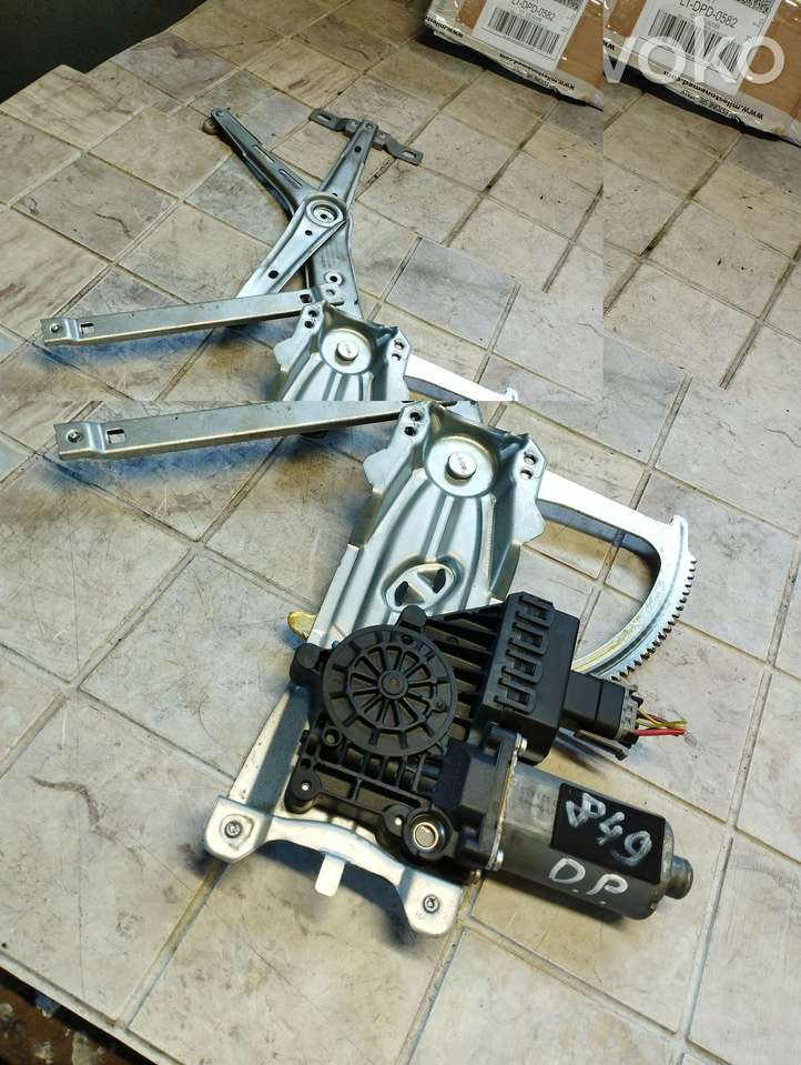 Opel Astra (2004 - 2009)  13101481 Передний комплект электрического механизма для подъема окна