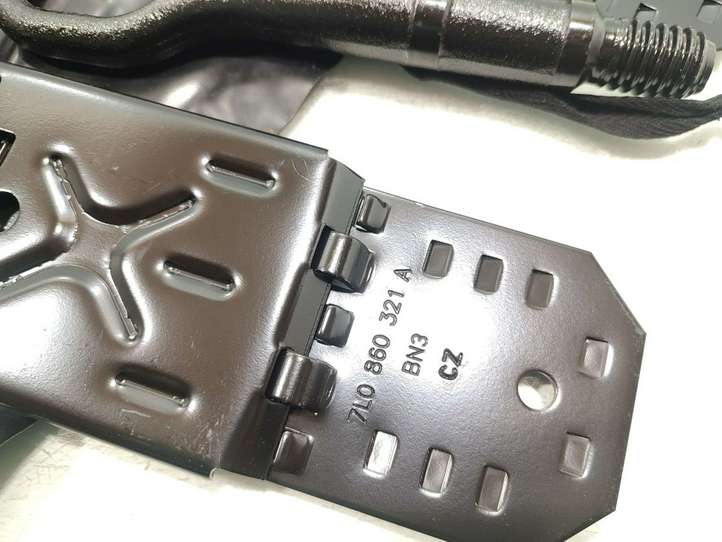 Audi Q5 (2008 - 2012)  7L0860321A Комплект инструментов