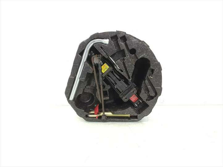 Volkswagen  New Beetle (1997 - 2005)  1J0012115Q Комплект инструментов