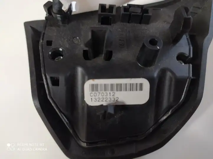 Opel Corsa D (2006 - 2010) 13222332 Кнопки на рулевом колесе — фото 2