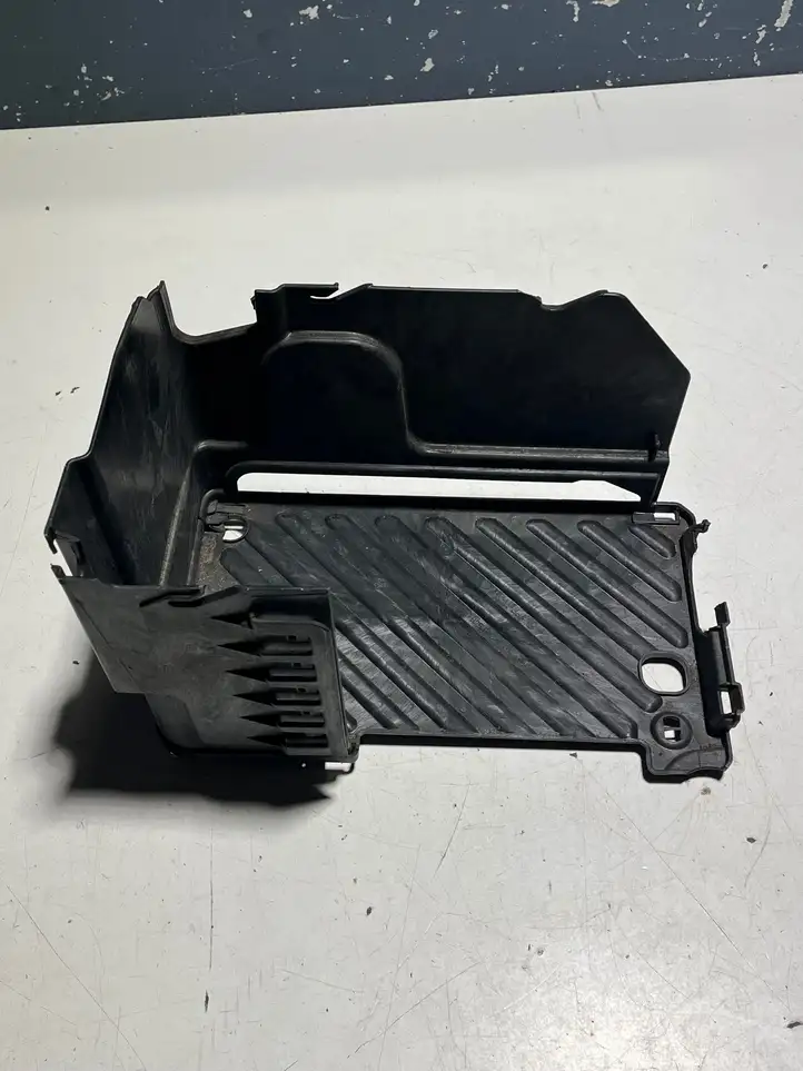 Mercedes-Benz B-class W246 (2014 - 2018) A2465410205 Перегородка аккумулятора — фото 1