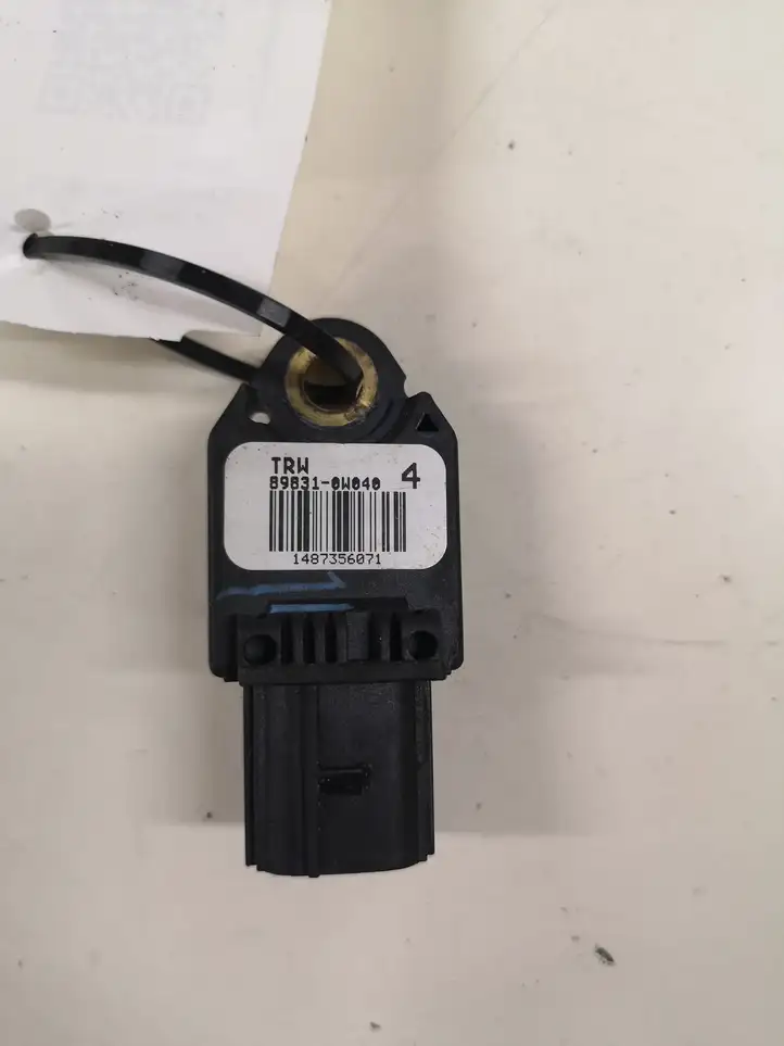 Toyota Corolla Verso AR10 (2004 - 2009) 898310W040 Датчик удара SRS — фото 2