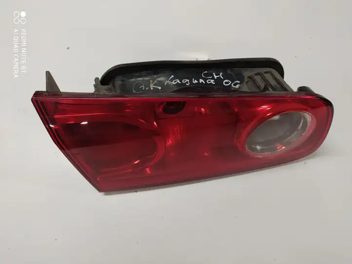 Renault Laguna II (2005 - 2007) B74PH2REN Задний фонарь в крышке багажника — фото 1