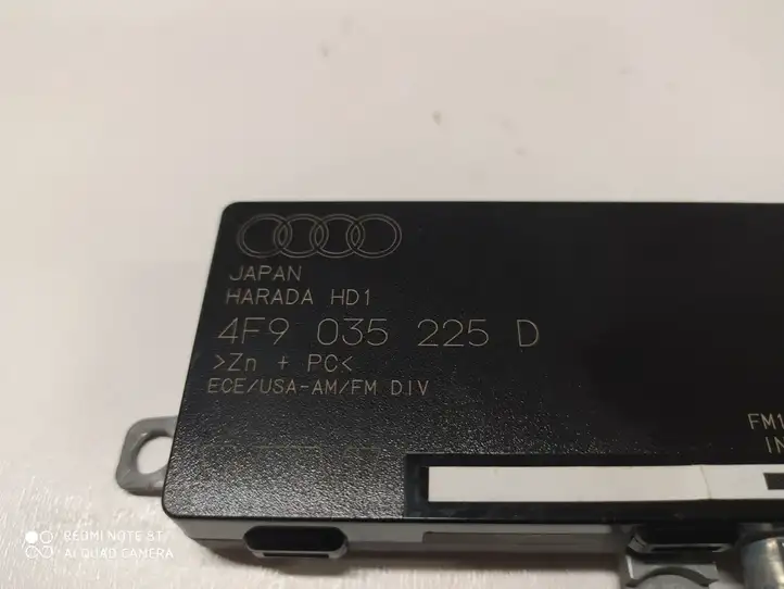 Audi A6 S6 C6 4F (2008 - 2011) 4F9035225D Усилитель антенны — фото 2