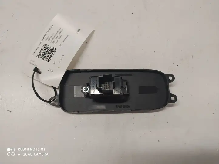 Volvo V50 (2008 - 2012) 30774162 Кнопка стеклоподъемников — фото 3