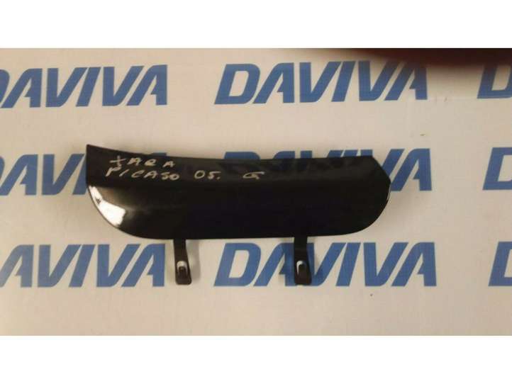 Citroen Xsara Picasso (1999 - 2012)  9650214477 Заглушка буксировочной петли бампера