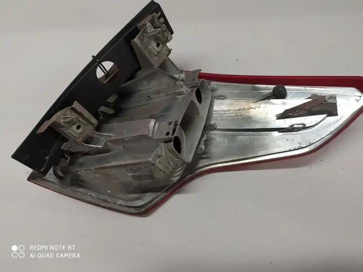 Citroen C4 I Picasso (2006 - 2013) 9653547580 Задний фонарь в кузове — фото 2