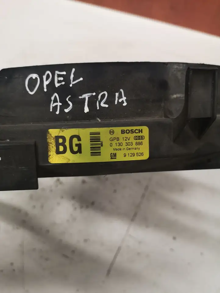 Opel Astra G (1998 - 2004) 0130303886 Электровентилятор радиатора — фото 2