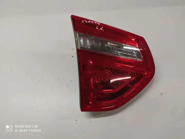 Citroen C4 I Picasso (2006 - 2013) 9653547777 Задний фонарь в крышке багажника — фото 1