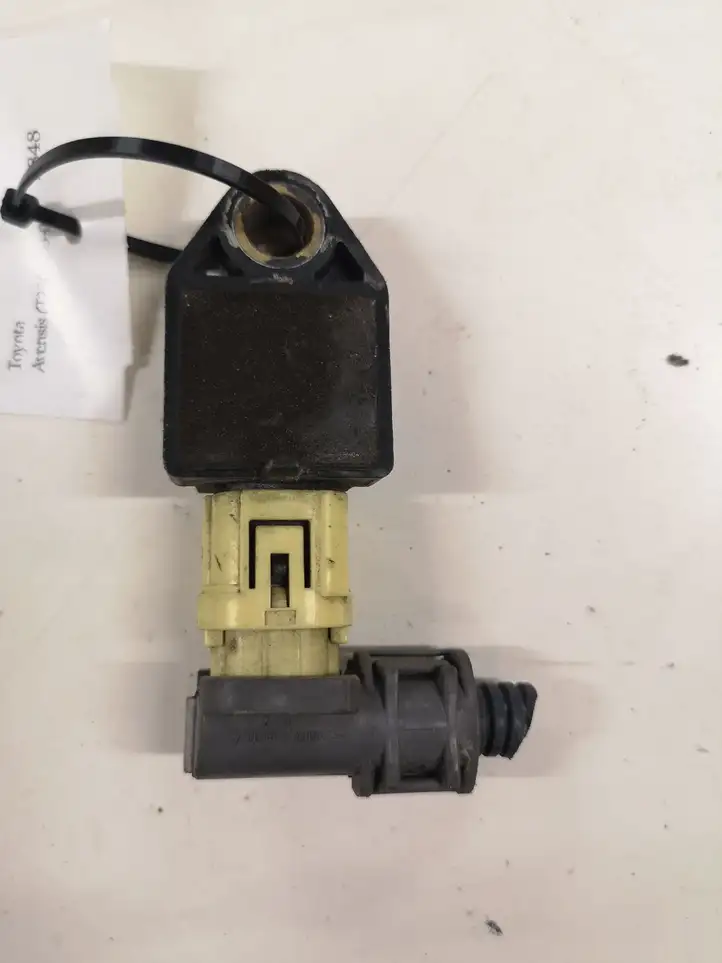 Toyota Avensis T250 (2003 - 2006) 8917305030 Датчик удара SRS — фото 2