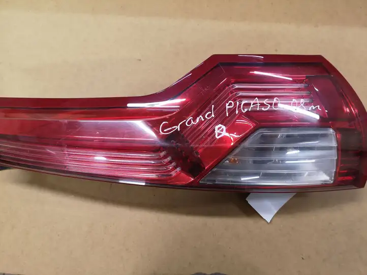 Citroen C4 I Picasso (2006 - 2013) PSA00946602RE Задний фонарь в кузове — фото 1