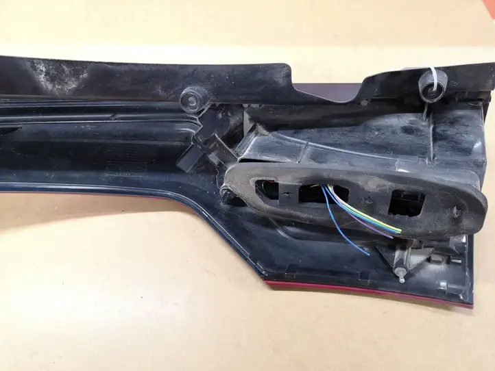 Citroen C4 I Picasso (2006 - 2013) PSA00946602RE Задний фонарь в кузове — фото 2