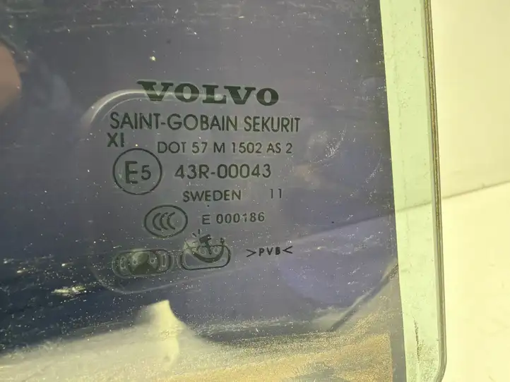 Volvo (2012 - ) Стекло задней двери — фото 1