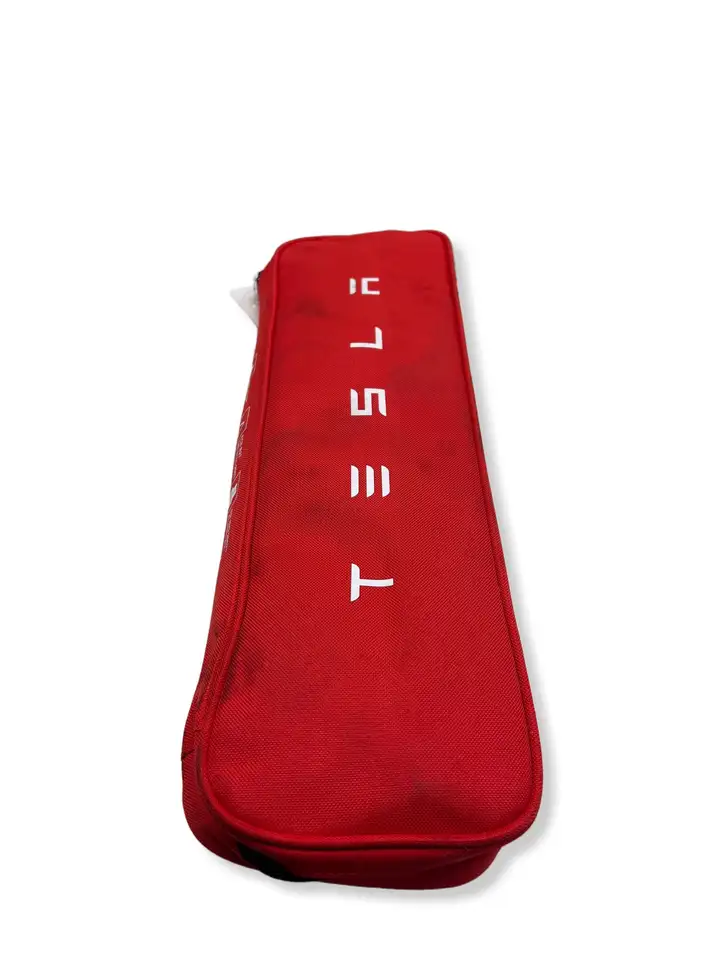 Tesla (2023 - ) P147507600D Автомобильная аптечка — фото 2