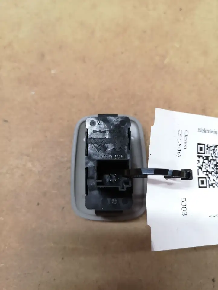 Citroen C5 (2008 - 2017) 966237262W Кнопка стеклоподъемников — фото 2