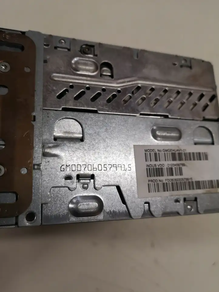 Opel Vectra C (2005 - 2009) 383555646 Магнитола / мультимедийная система — фото 3