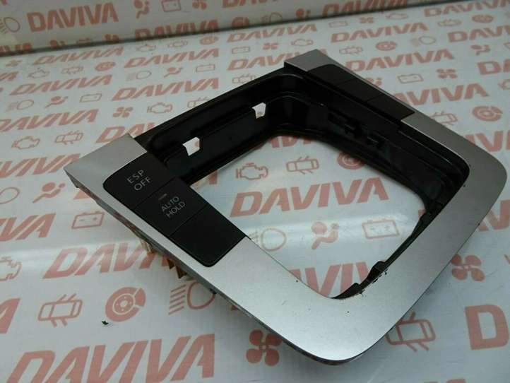 Volkswagen PASSAT B6 (2005 - 2010)  3C0864263G Рамка рычага переключения передач