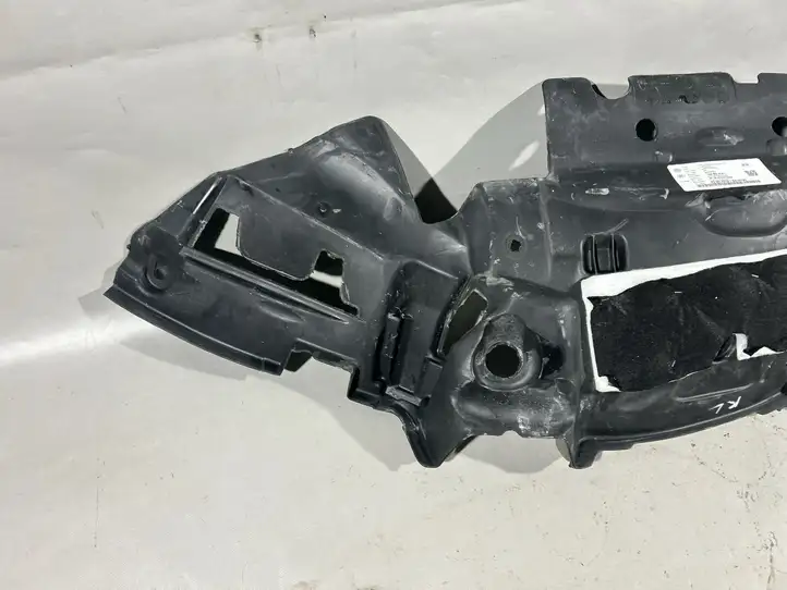 Porsche (2019 - ) 760863813C Звукоизоляция багажника — фото 6