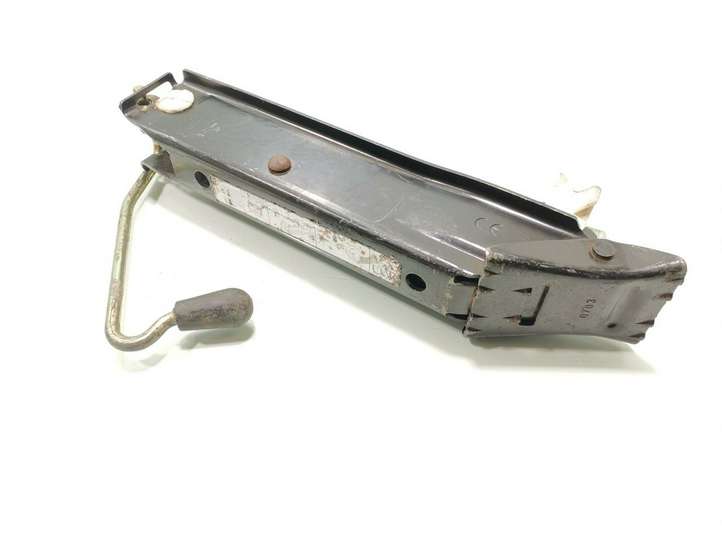 Peugeot 307 (2001 - 2005)  9637677780 Домкрат (данкрат)